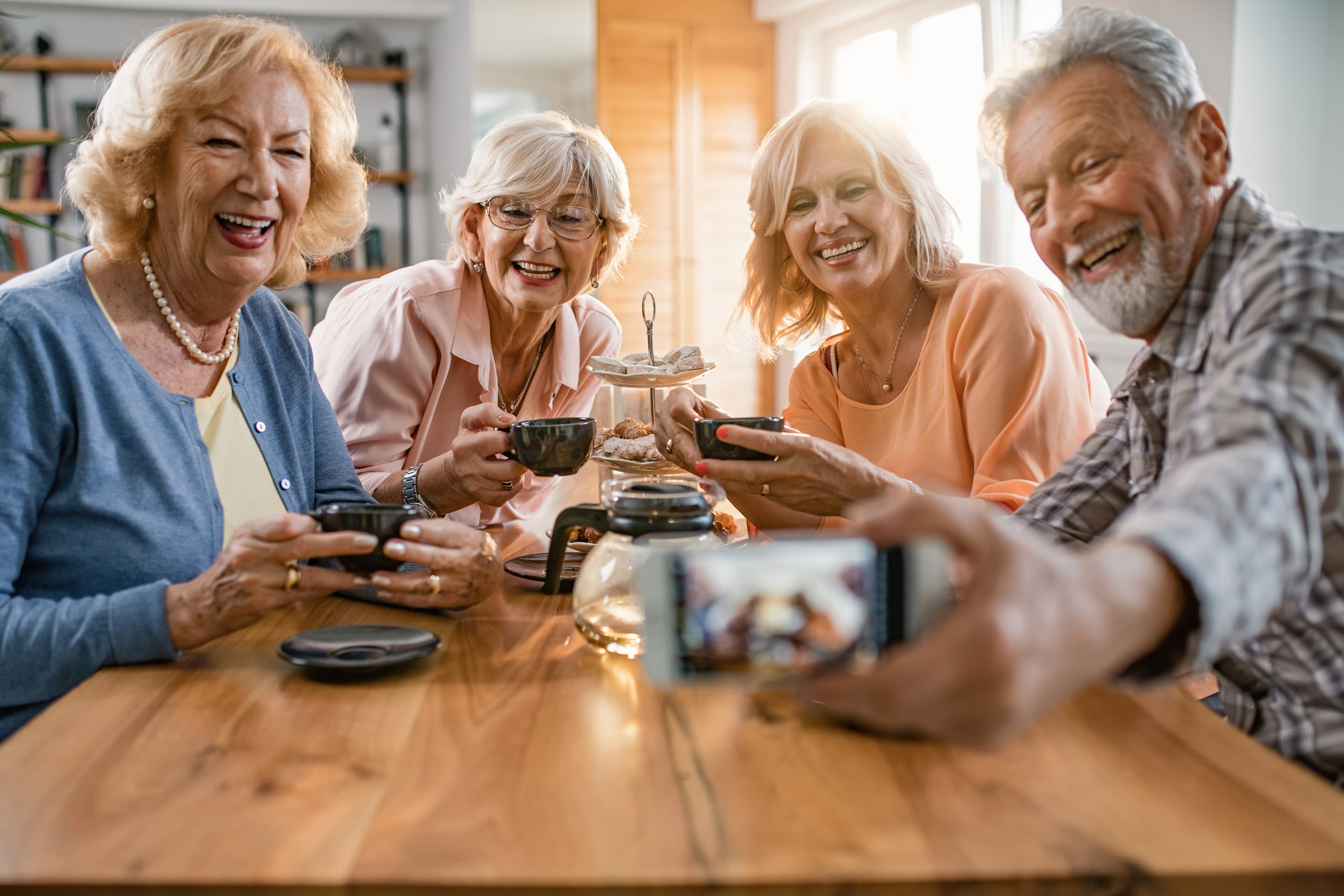 Custom-fitted comfortable dentures