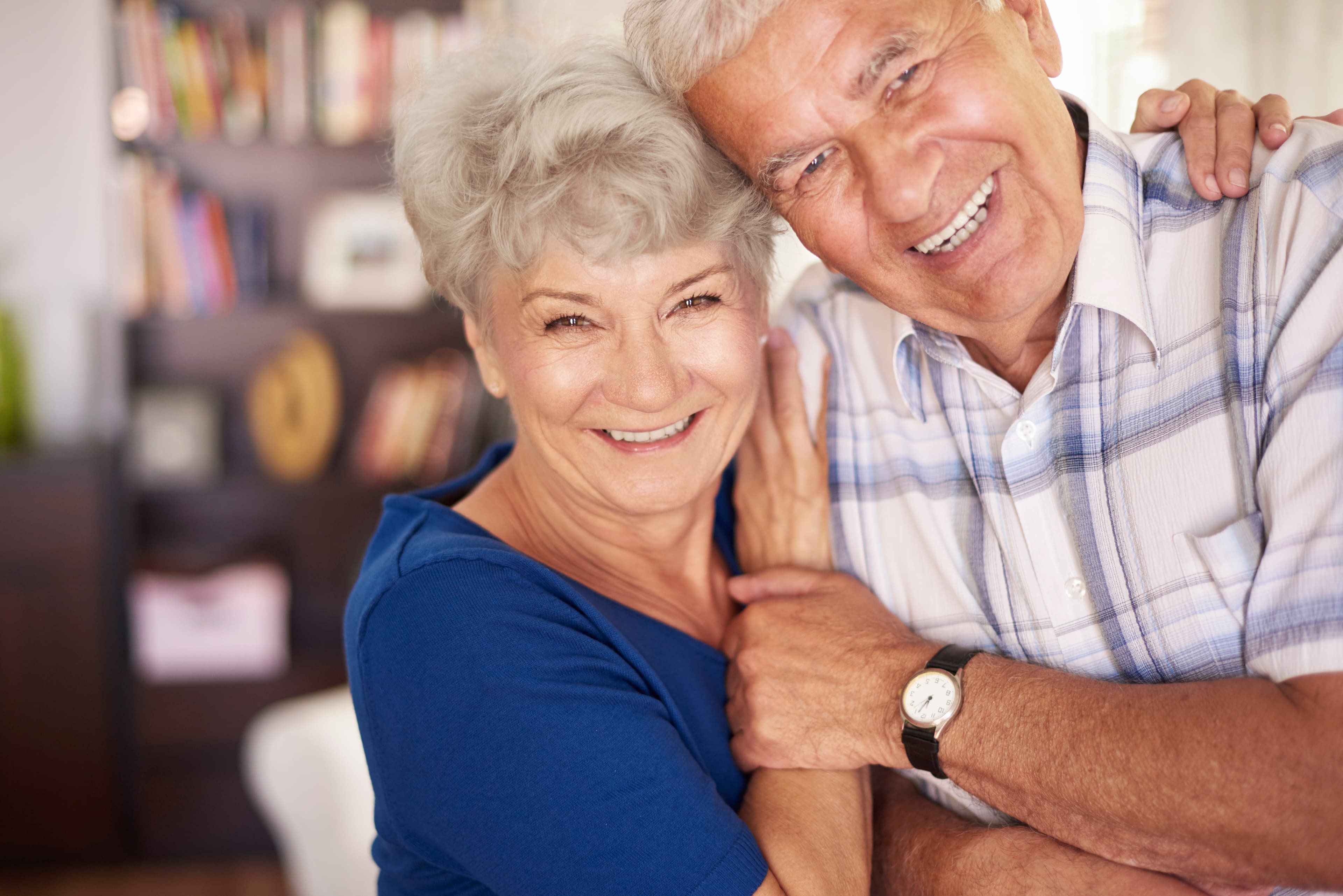 Custom-fitted comfortable dentures